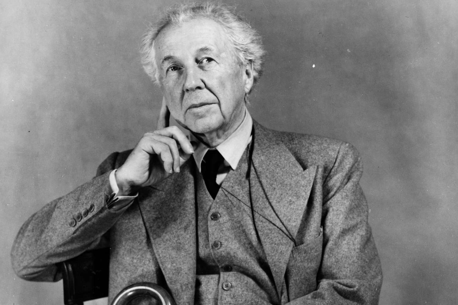 Frank Lloyd Wright
